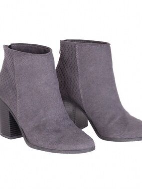 American Eagle Outfitters Gray Suede Ankle Booties